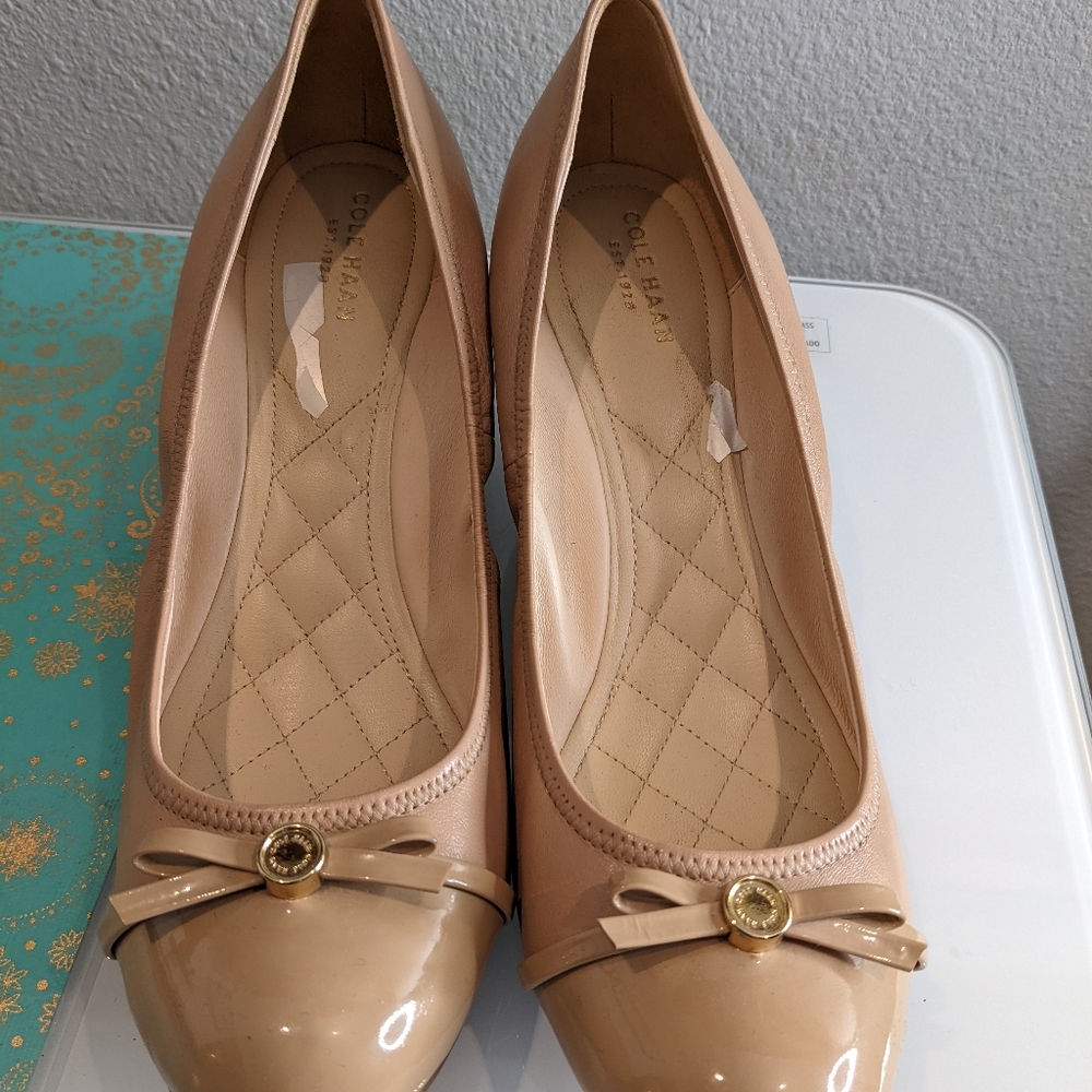 Cole Haan  Nude Wedges